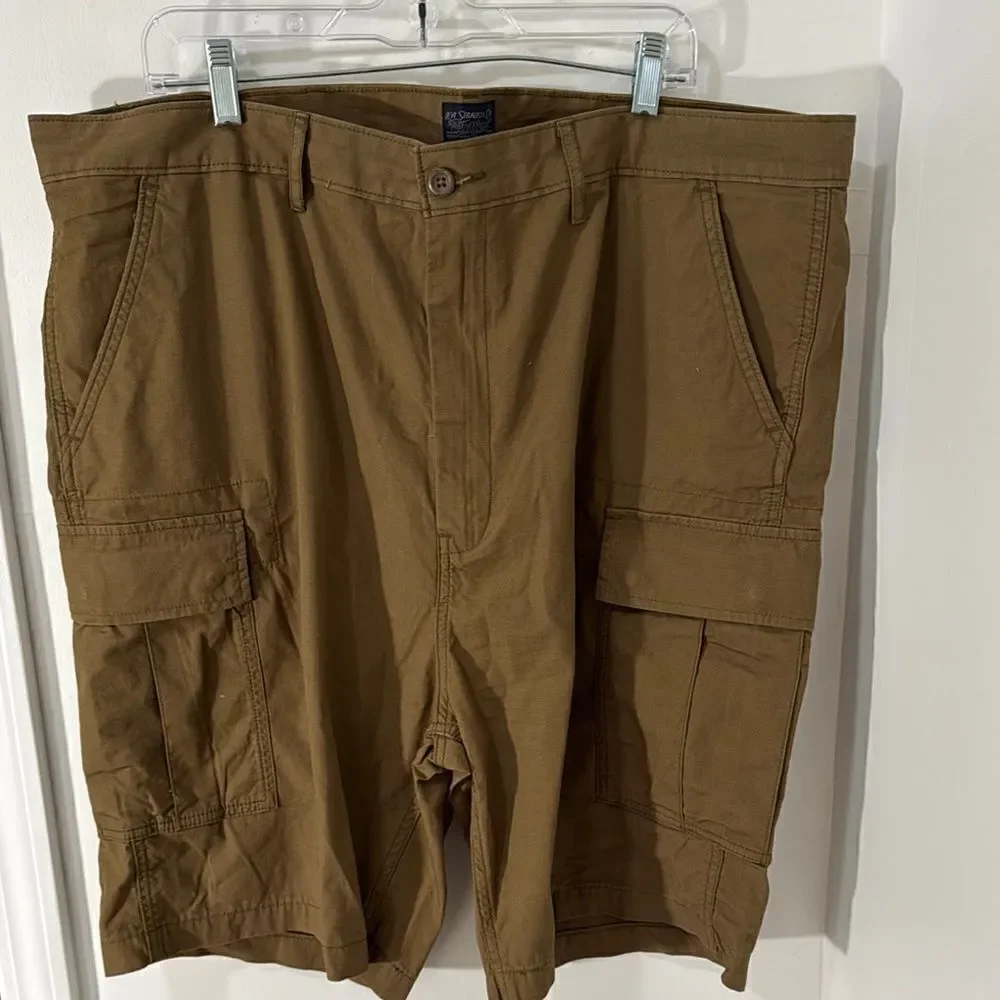 Levis Men's Brown Cargo Shorts Size 42